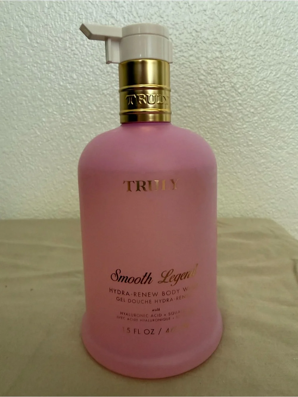 TRULY Smooth Legend Hydrating Body Wash & Lip Gloss Set